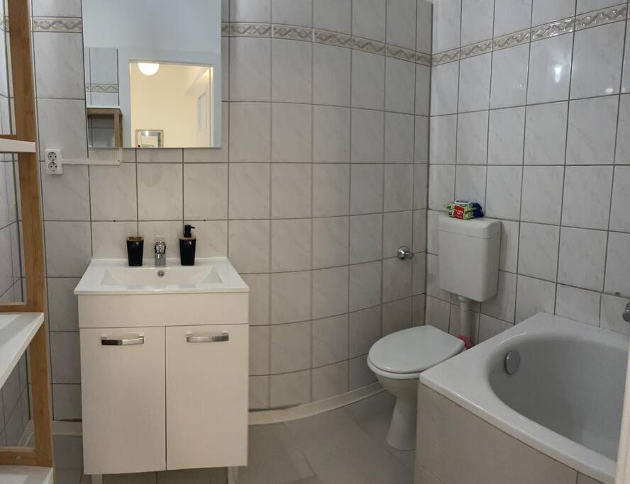 Apartment Old Town , Perfekt Für Messe 15min *